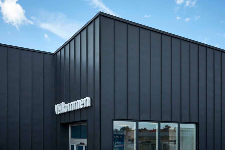 Stromlinieförmiges Firmengebäude, Øllegårdsvej 2, DK-8260 Viby J